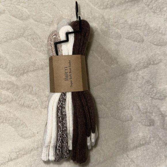 BORN Earth Tones Ivory Brown White US W 4-10 Super Soft Quarter Socks 3 pack - Picture 7 of 8